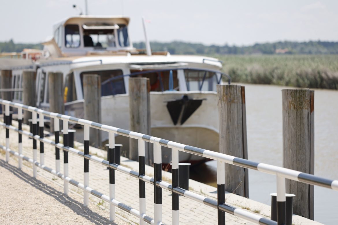 Öt felújított kikötőt adtak át a Velencei-tó partján